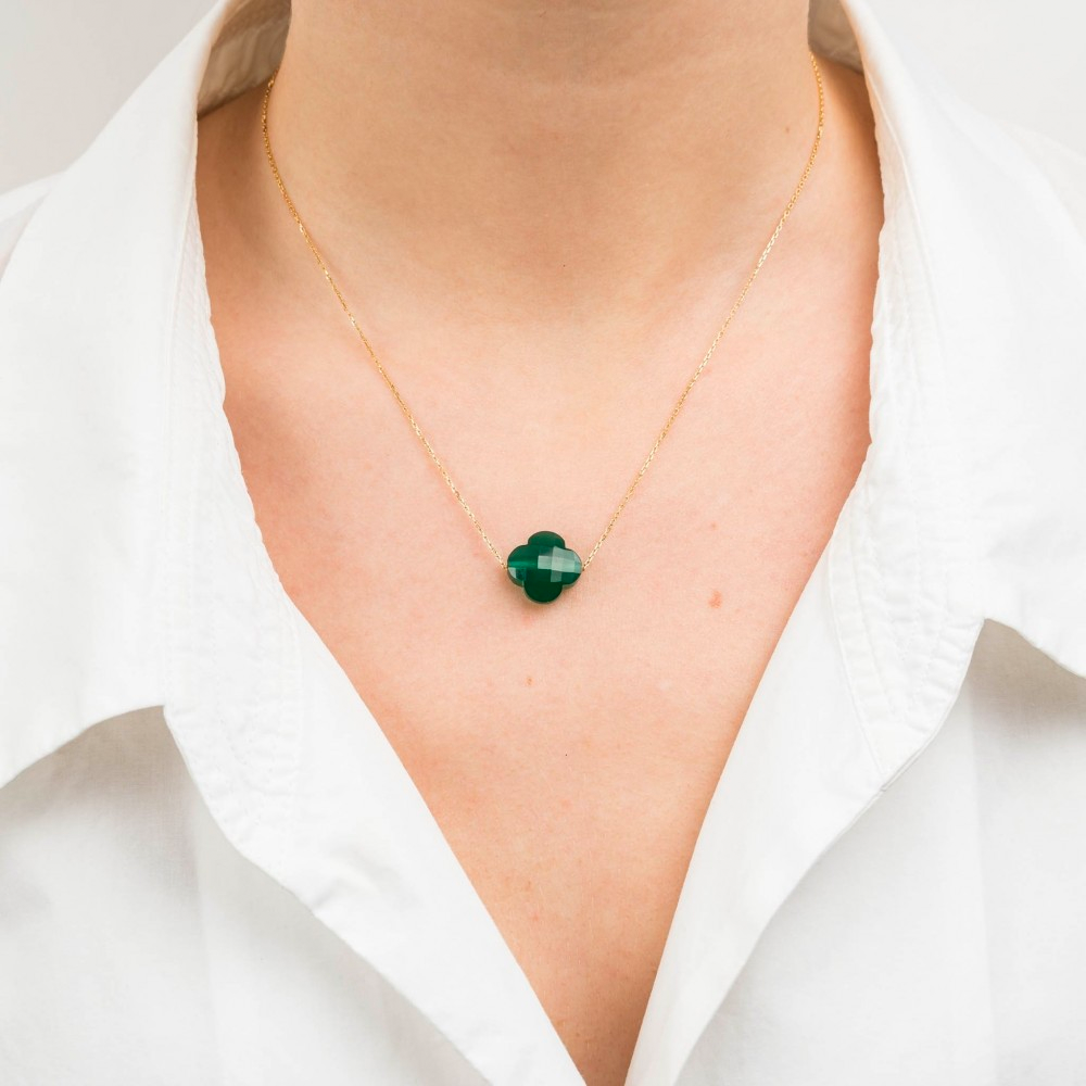 Morgane Bello - GREEN AGATE CLOVER YELLOW GOLD NECKLACE